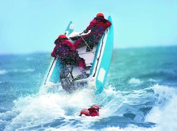 Chine V - Bottom en forme de catamaran bateau de travail facile à installer 410cm avec plaque en fibre de verre fournisseur