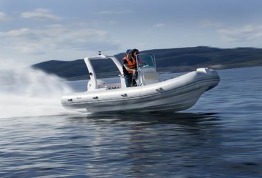 Chine Bateaux gonflables à fond rigide, pontons gonflables, bateaux de pêche à moteur fournisseur