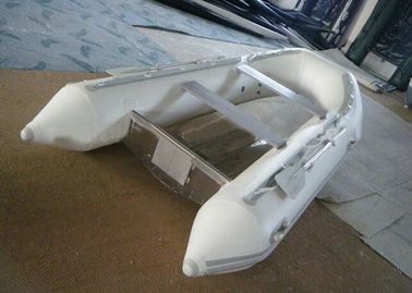Chine Moins de poids coque transparente gonflable en PVC bateau TV300 en différentes couleurs fournisseur