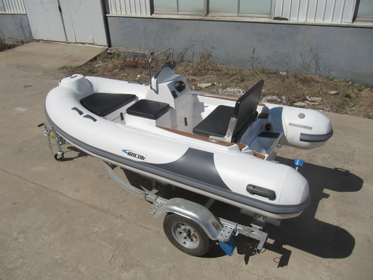 Chine 2022 Nouveau bateau rigide gonflable 330cm RIB330D tout en une console fournisseur