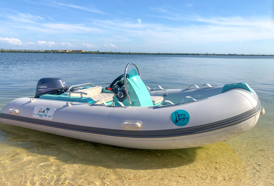 2022 bateaux gonflables hypalon bateaux à côte 12ft côte360C avec console et cabine arrière fournisseur