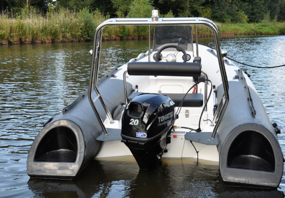 2022 bateau à côtes bateau gonflable à vitesse 14ft orca hyalon console centrale roues de guidage rib430A fournisseur