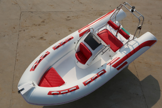 2022 6 personnes coque en fibre de verre bord de bateau bord 480B plus de couleurs avec réservoir de carburant fournisseur