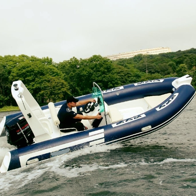 2022 bateau gonflable à fond dur PVC ou hypalon rib480B avec réservoir de carburant cabine arrière plus de couleurs fournisseur