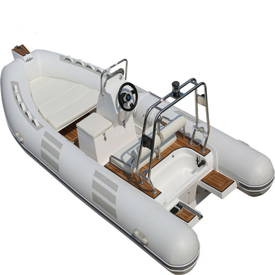 Barque à côtes de 2022 orque hypalon 16 pieds avec réservoir de carburant côte gris clair 480D avec étages arrière fournisseur