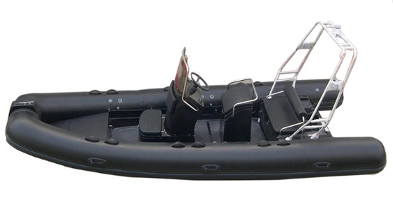 2022 bateaux à vitesse gonflables bateaux à côtes longueur 17 pieds PVC ou hypalon avec côte arrière de cabine520B fournisseur