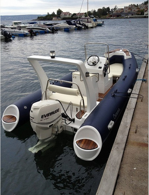 2022 bateaux à vitesse gonflables bateaux à côtes longueur 17 pieds PVC ou hypalon avec côte arrière de cabine520B fournisseur