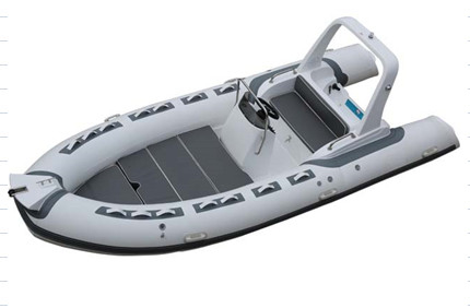 2022 bateau gonflable avec moteur en PVC de 17 pieds ou hypalon avec terrasse en gris clair RIB520C fournisseur