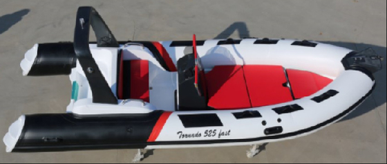 2022 grande coque rigide avec moteur en PVC de 17 pieds ou hypalon avec terrasse en gris clair RIB520C fournisseur