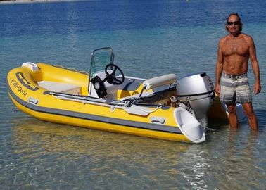 Barque jaune à petites côtes à l'extérieur en PVC en fibre de verre, coque 390 cm avec un auvent fournisseur