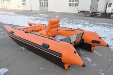 Un catamaran léger, un ponton, un catamaran gonflable de 430 centimètres. fournisseur