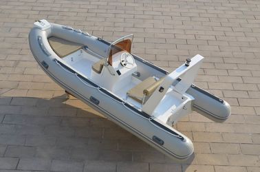 Grand largeur petit bateau à côtes 4,8m couleur PVC personnalisé 8 personnes bateau de pêche fournisseur