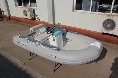 Bateau gonflable en PVC pour 5 personnes pour la pêche. fournisseur
