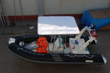 235 KGS Le plus grand bateau gonflable de conception simple Les bateaux de pêche gonflables avec moteur fournisseur
