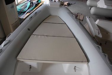 Bateau gonflable rigide en PVC de 20 pieds 590 kg, bateau gonflable à fond dur fait à la main fournisseur