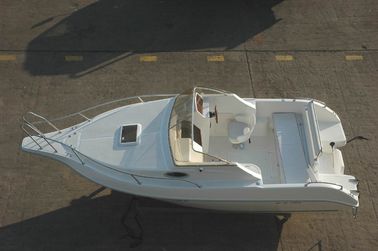 Yacht de plaisirs simple en fibre de verre grande cabine avec canapé / puits de lumière fournisseur