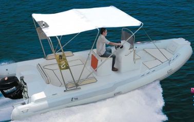 Matériau en PVC à côtes gonflables Bateau de sécurité / conduite sèche douce Avec une longueur de coque de 660 cm fournisseur