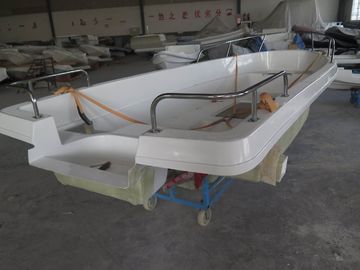FRP Hull Fiberglass Bateaux de pêche à toit fixe Petits bateaux en fibre de verre pour le tourisme fournisseur