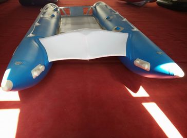 Catamaran en tissu PVC bateau de travail 450cm bateaux gonflables pour les sports nautiques fournisseur