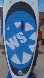 Une planche gonflable de windsurf avec un pad personnalisé, une planche de pagaie pour enfants. fournisseur