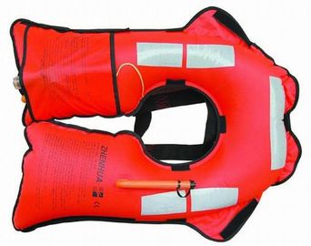 Vêtements de sauvetage de voile fiables Couleur personnalisée Vêtement de sauvetage gonflé Pour les enfants fournisseur