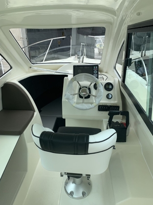 2023 nouveau bateau GRP de 27 pieds pour la pêche et les loisirs avec équipage de 8 personnes avec cabine fournisseur