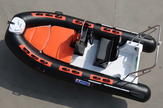 Puissance maximale 20HP/14.91KW Petit bateau à côte conçu avec auto-résistance et fibre de verre fournisseur
