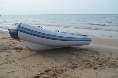 Tissus avant en aluminium bordure de bateau double couche fond plat en PVC ou Orca Hypalon tube fournisseur