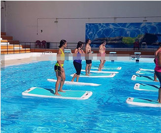DWF tapis gonflable d' air de yoga de l' exercice de la couleur personnalisée pour l' eau / terre fournisseur
