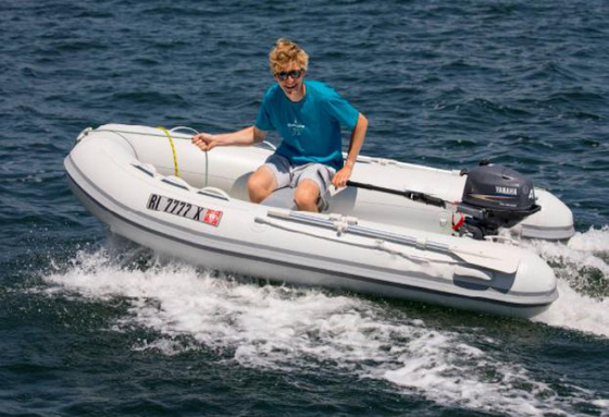 Un bateau gonflable rigide de 330cm RIB330B à bas prix fournisseur